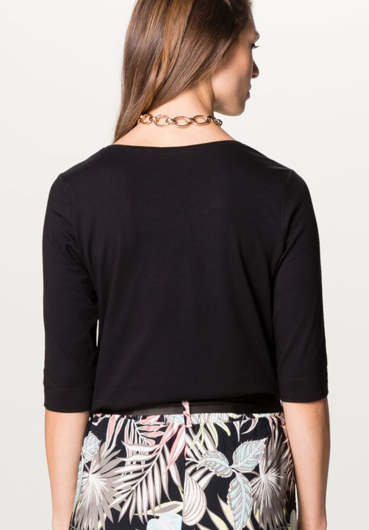  070 black