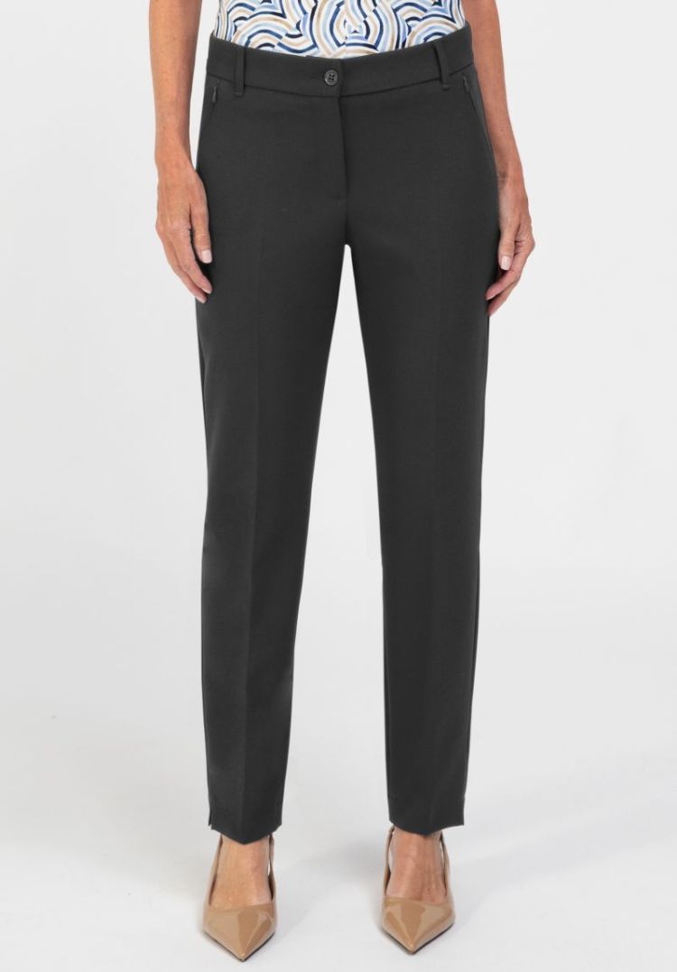  070 black