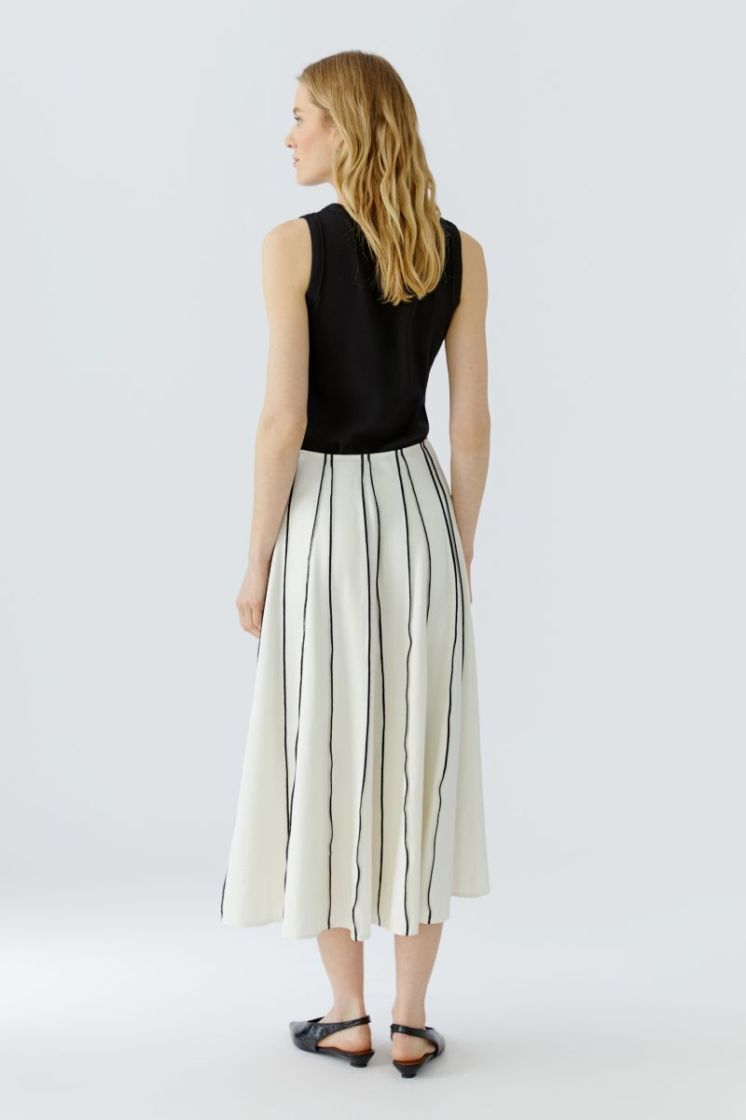  0109 WHIT BLACK