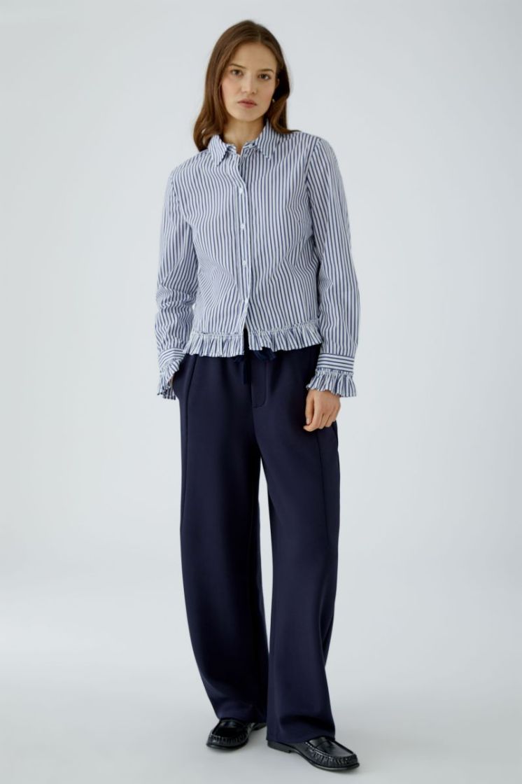  0105 WHITE BLUE