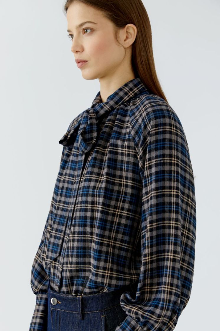  0577 DK BLUE CA