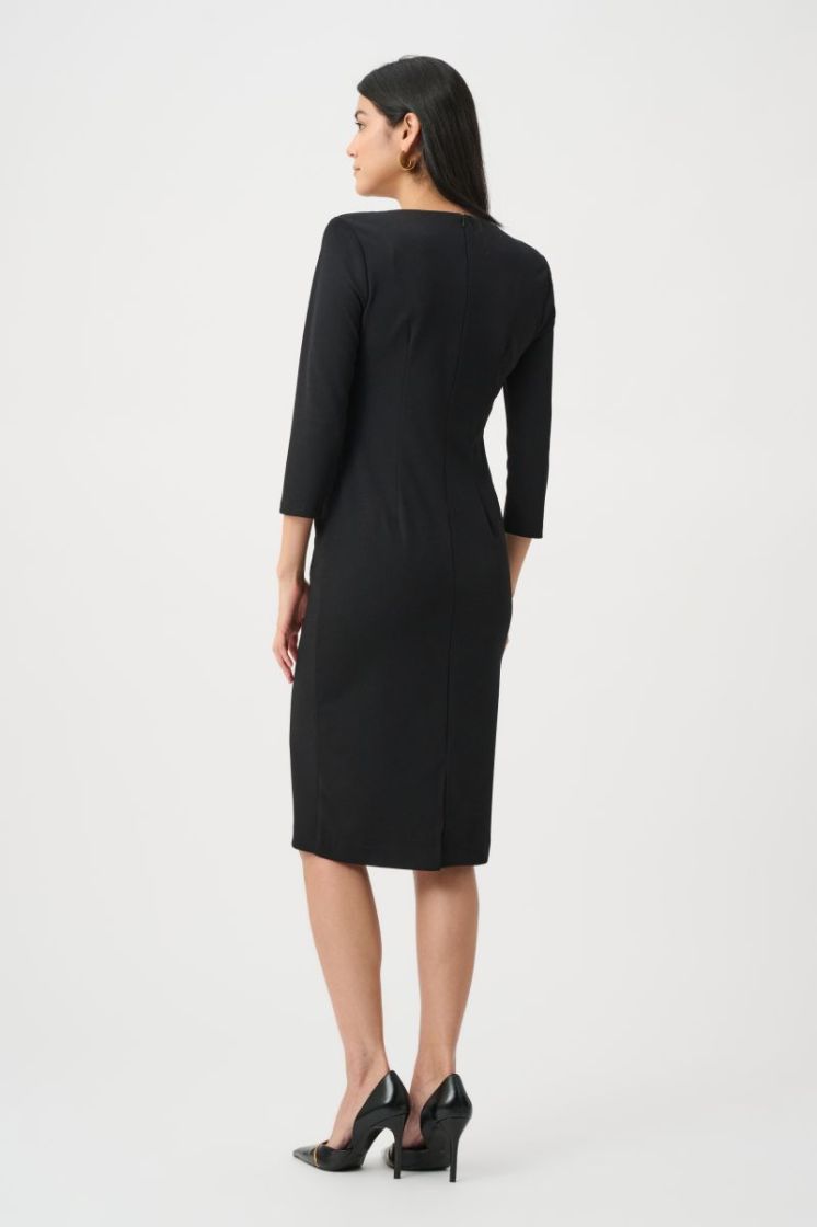  11 BLACK