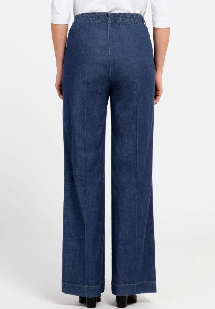  049 dark denim